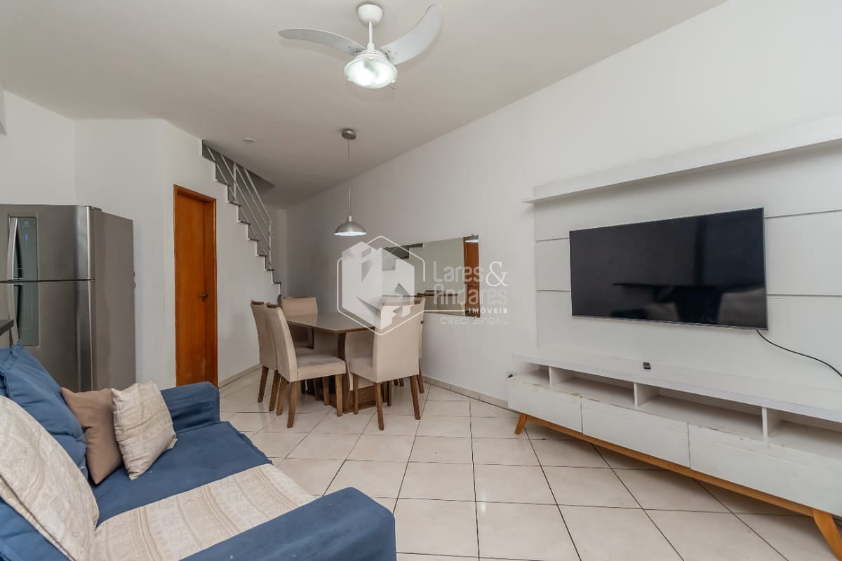 Casa à venda com 2 quartos, 72m² - Foto 15