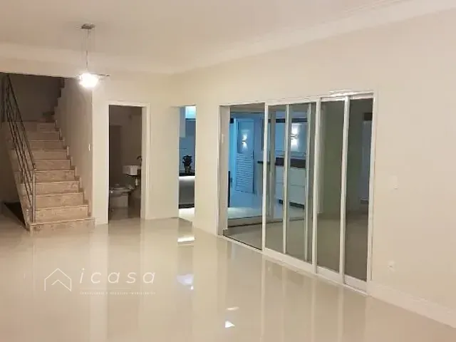 Casa com 310m² 3 quartos e 2 banheiros, à venda, no bairro Urbanova em São José dos Campos