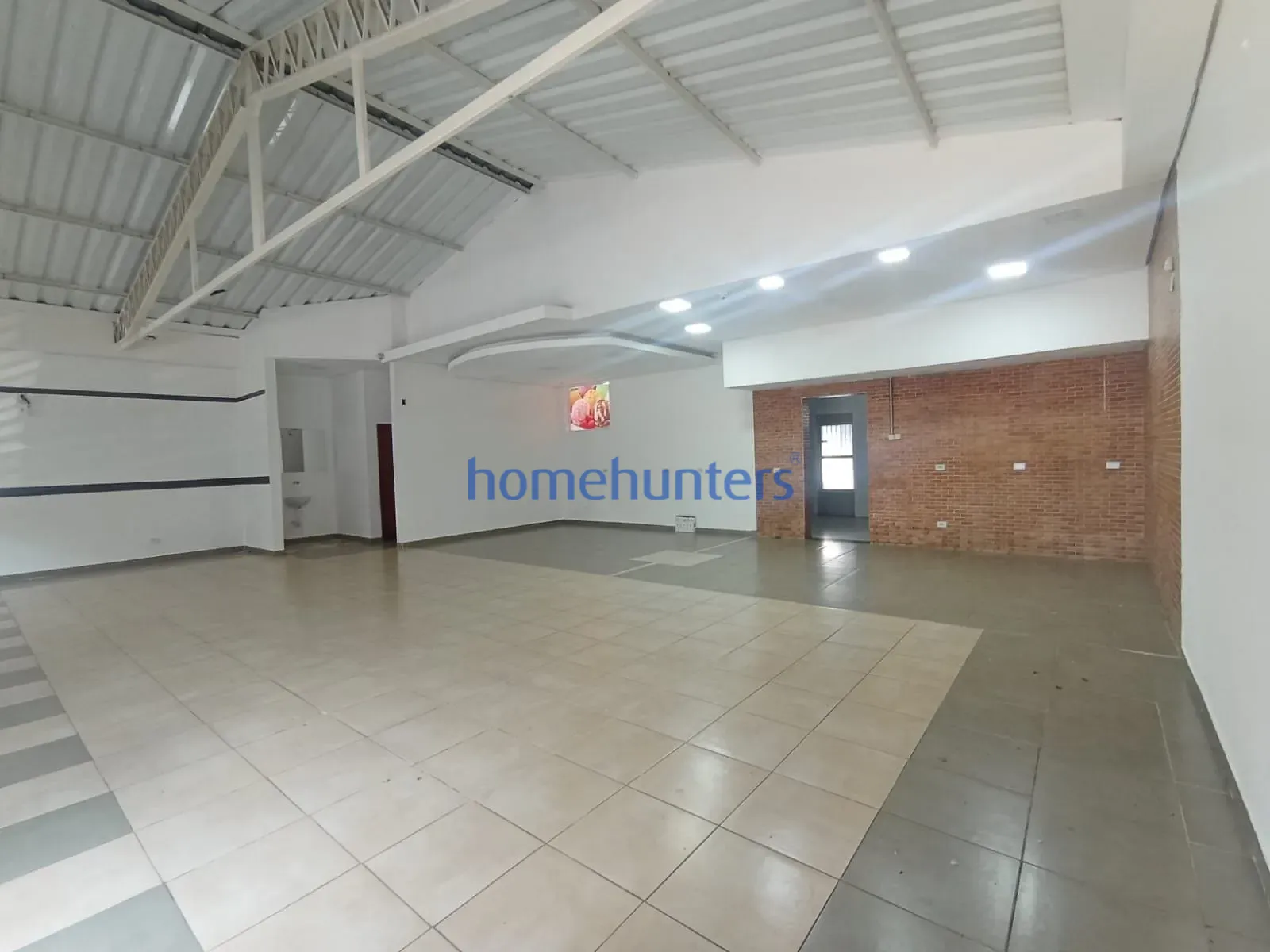 Casa, 1 quarto, 236 m² - Foto 8