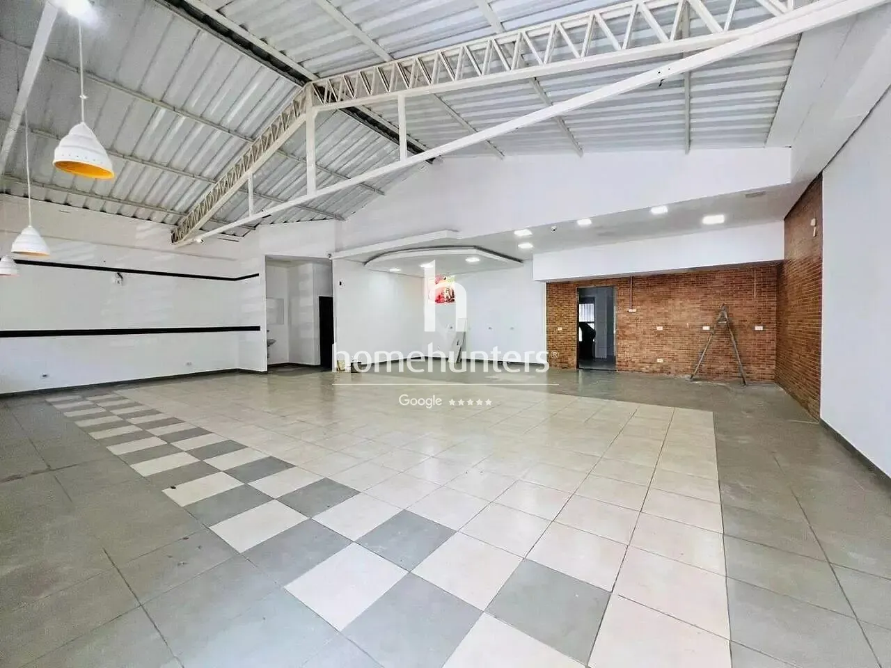 Casa, 1 quarto, 236 m² - Foto 1