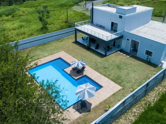 Casa com 1037m² 3 quartos e 5 banheiros, à venda, no bairro Village da Serra em Tremembé