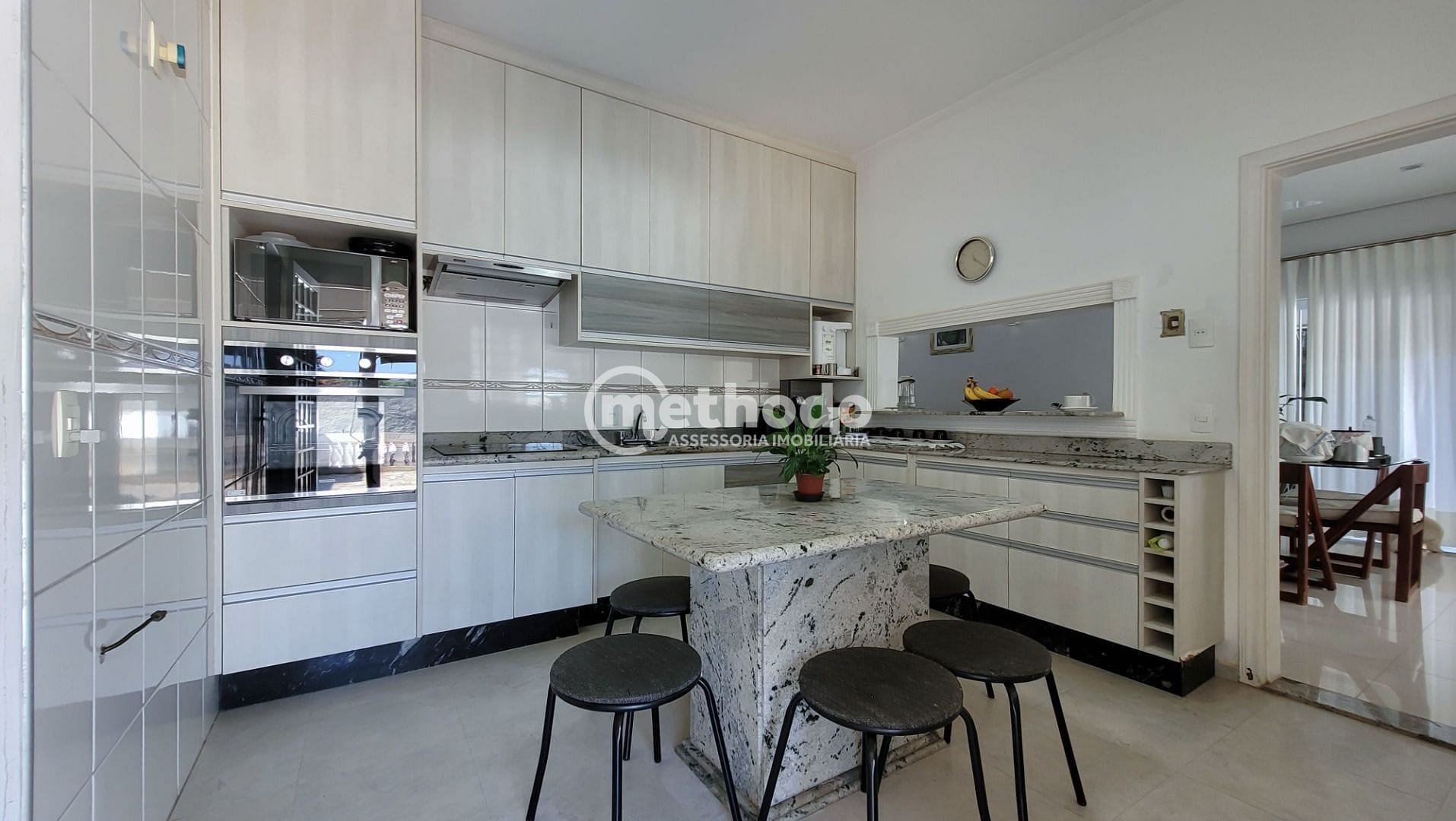 Casa, 3 quartos, 278 m² - Foto 15