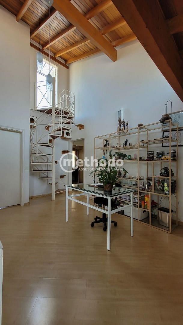 Casa, 3 quartos, 278 m² - Foto 35