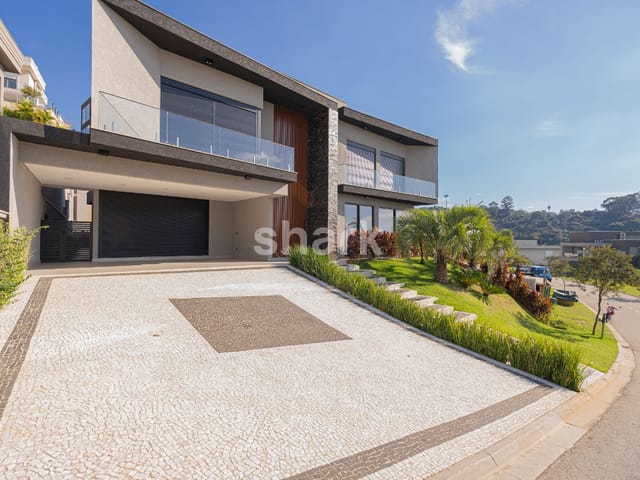 Casa com 717m² 4 quartos e 7 banheiros, à venda ou para alugar, no bairro Alphaville em Santana de Parnaíba