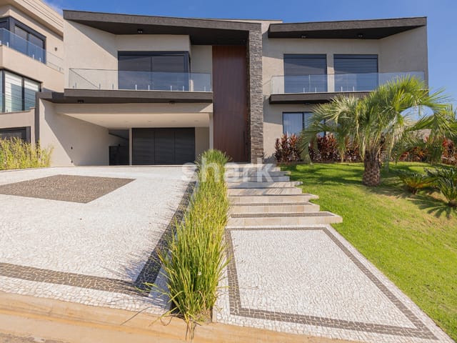 Casa com 717m² 4 quartos e 7 banheiros, à venda ou para alugar, no bairro Alphaville em Santana de Parnaíba