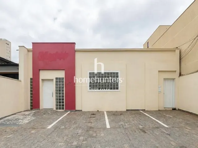 Casa à venda ou para alugar, no bairro Vila Itapura em Campinas