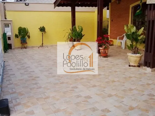 Casa com 375m² 4 quartos e 2 banheiros, à venda, no bairro Jardim do Lago em Atibaia