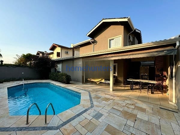 Casa, 3 quartos, 276 m² - Foto 1