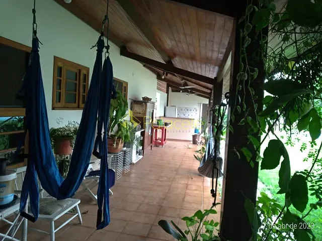 Casa com 1768m² 4 quartos e 4 banheiros, à venda, no bairro Centro em Tremembé