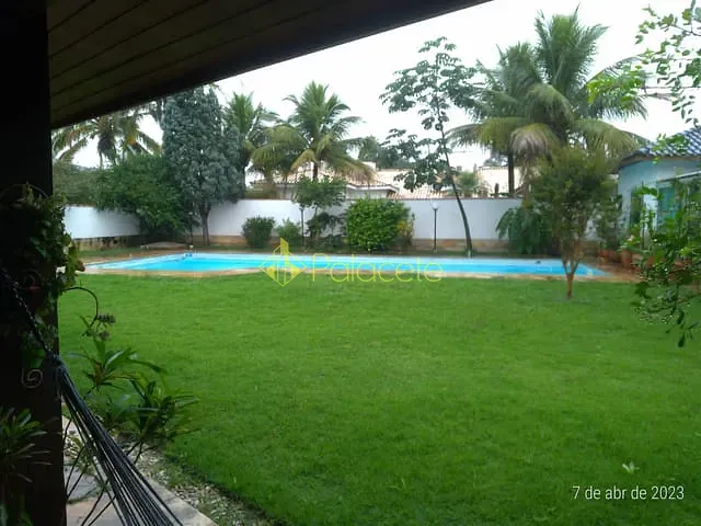 Casa com 1768m² 4 quartos e 4 banheiros, à venda, no bairro Centro em Tremembé