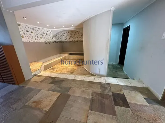 Casa com 536m², para alugar, no bairro Jardim das Paineiras em Campinas