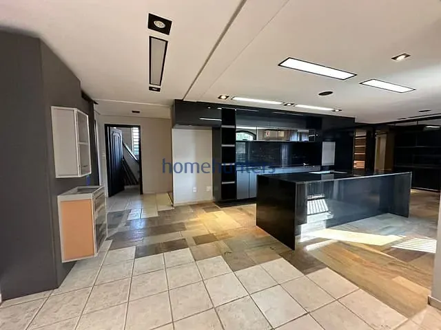 Casa com 536m², para alugar, no bairro Jardim das Paineiras em Campinas
