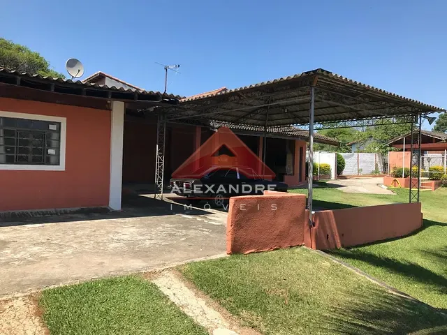 Casa com 1960m² 2 quartos e 2 banheiros, à venda, no bairro Santa Herminia em São José dos Campos