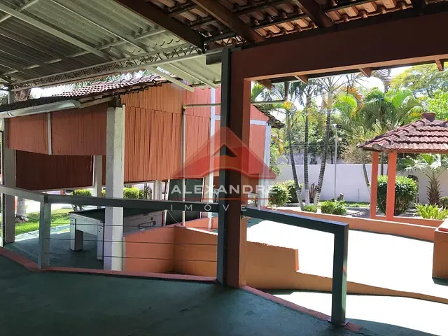 Casa com 1960m² 2 quartos e 2 banheiros, à venda, no bairro Santa Herminia em São José dos Campos
