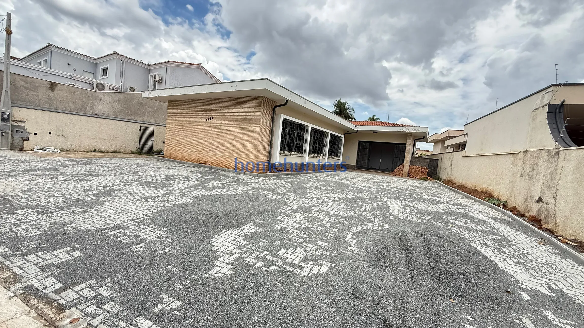 Casa, 1 quarto, 213 m² - Foto 2