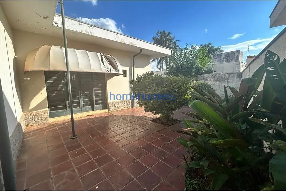 Casa, 1 quarto, 213 m² - Foto 1