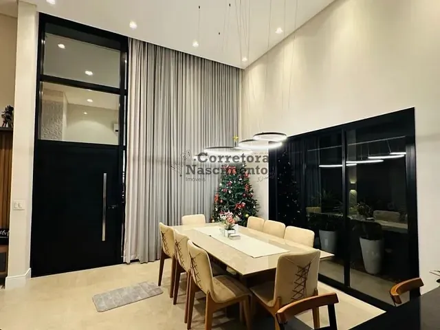 Casa com 250m² 3 quartos e 2 banheiros, à venda, no bairro Condomínio Residencial Fogaça em Jacareí