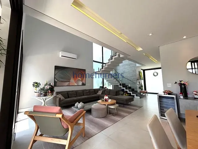 Casa com 500m² 3 quartos e 6 banheiros, à venda ou para alugar, no bairro Região Alphaville Campinas em Campinas