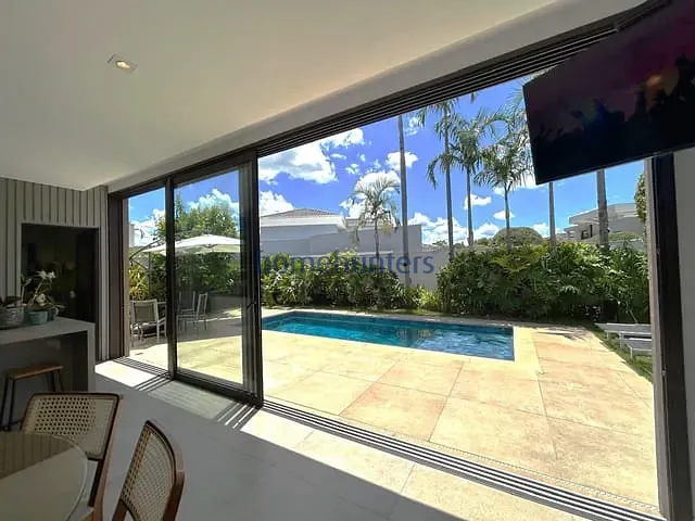 Casa com 500m² 3 quartos e 6 banheiros, à venda ou para alugar, no bairro Região Alphaville Campinas em Campinas