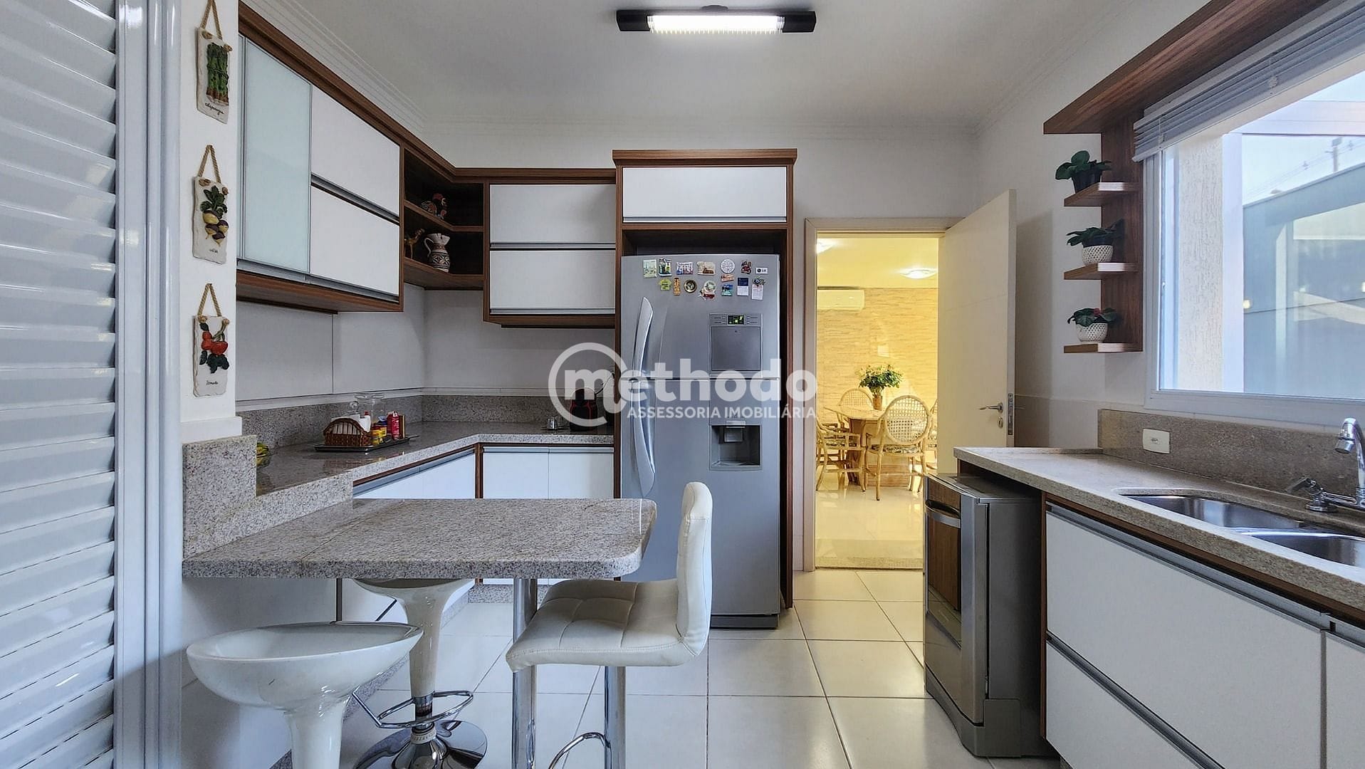 Casa, 4 quartos, 300 m² - Foto 8