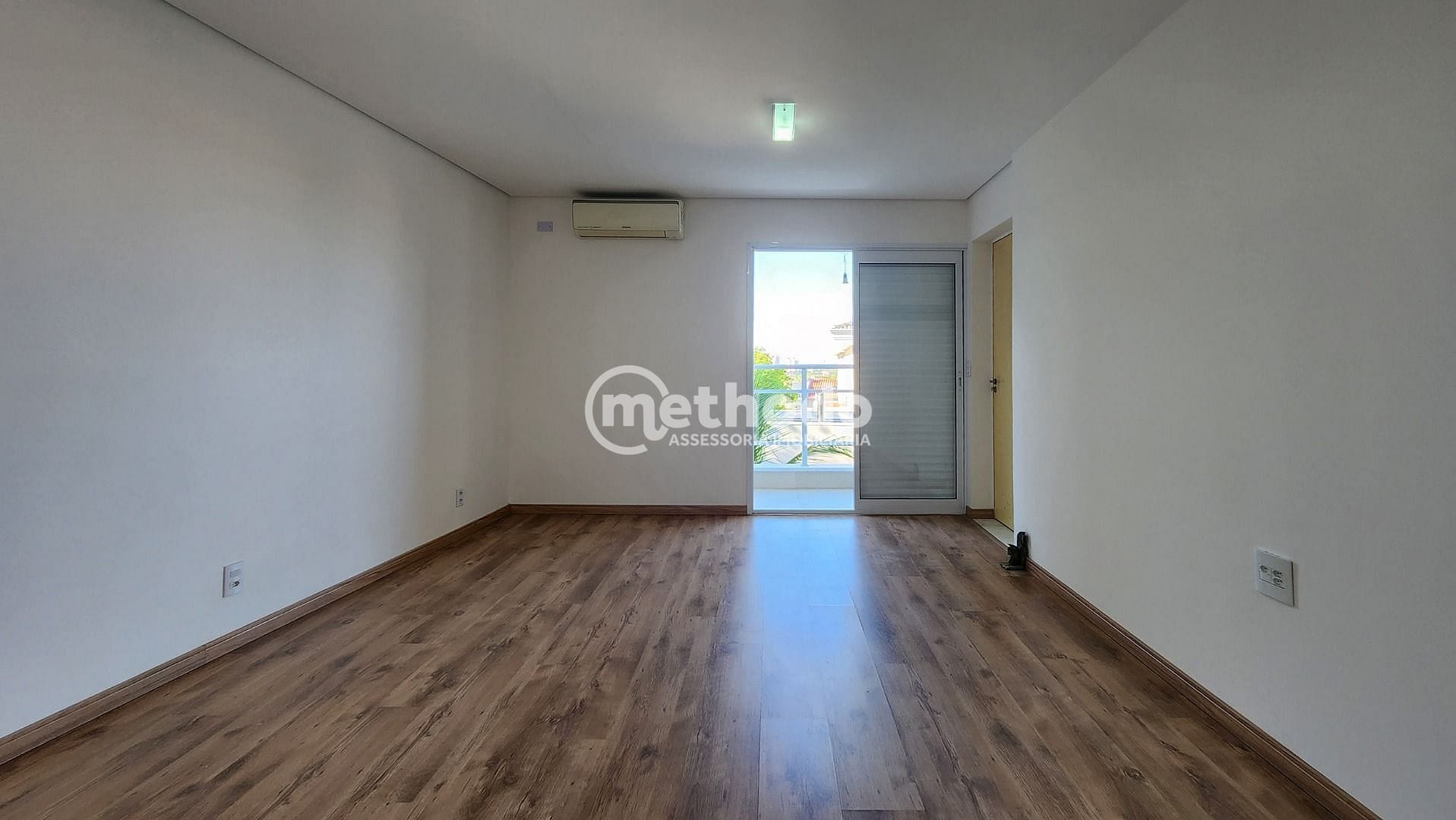 Casa, 4 quartos, 300 m² - Foto 23