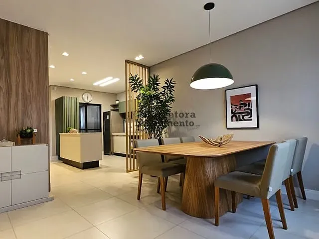 Casa com 250m² 3 quartos e 2 banheiros, à venda, no bairro Loteamento Villa Branca em Jacareí
