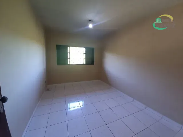 Casa com 480m² 3 quartos e 2 banheiros, à venda, no bairro Parque Fazendinha em Campinas
