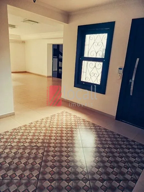 Casa com 1 quarto para aluguel, 550m² — foto 3 de 26
