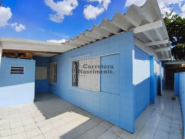 Casa 3 quartos e 2 banheiros, à venda, no bairro Jardim Satélite em São José dos Campos