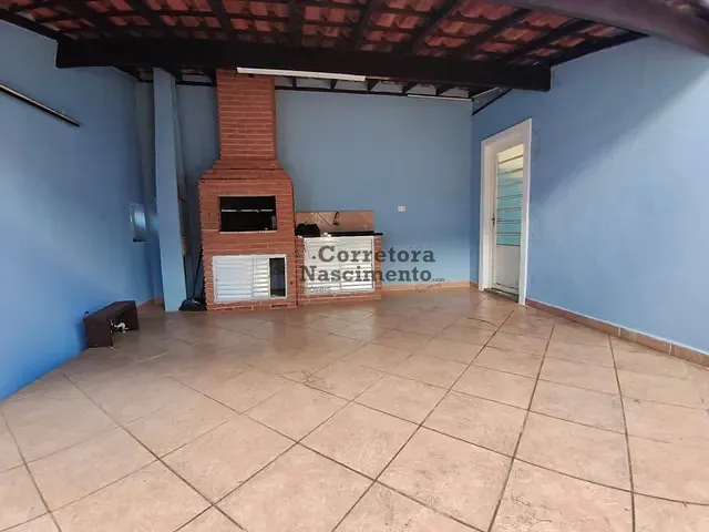 Casa 3 quartos e 2 banheiros, à venda, no bairro Jardim Satélite em São José dos Campos