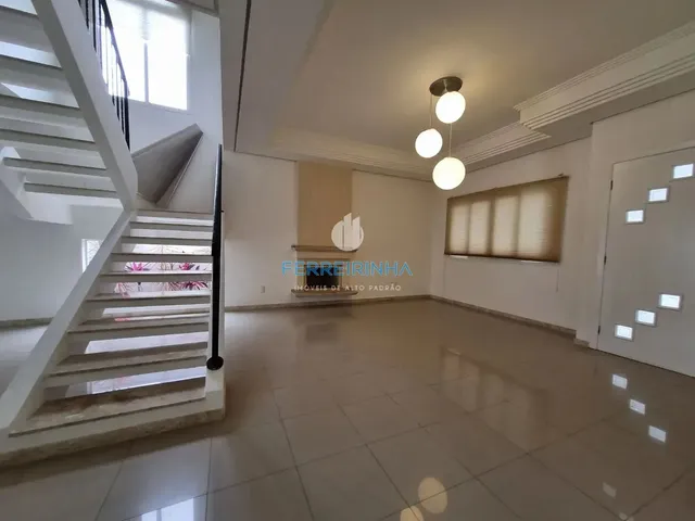 Casa com 375m² 4 quartos e 6 banheiros, para alugar, no bairro Urbanova em São José Dos Campos