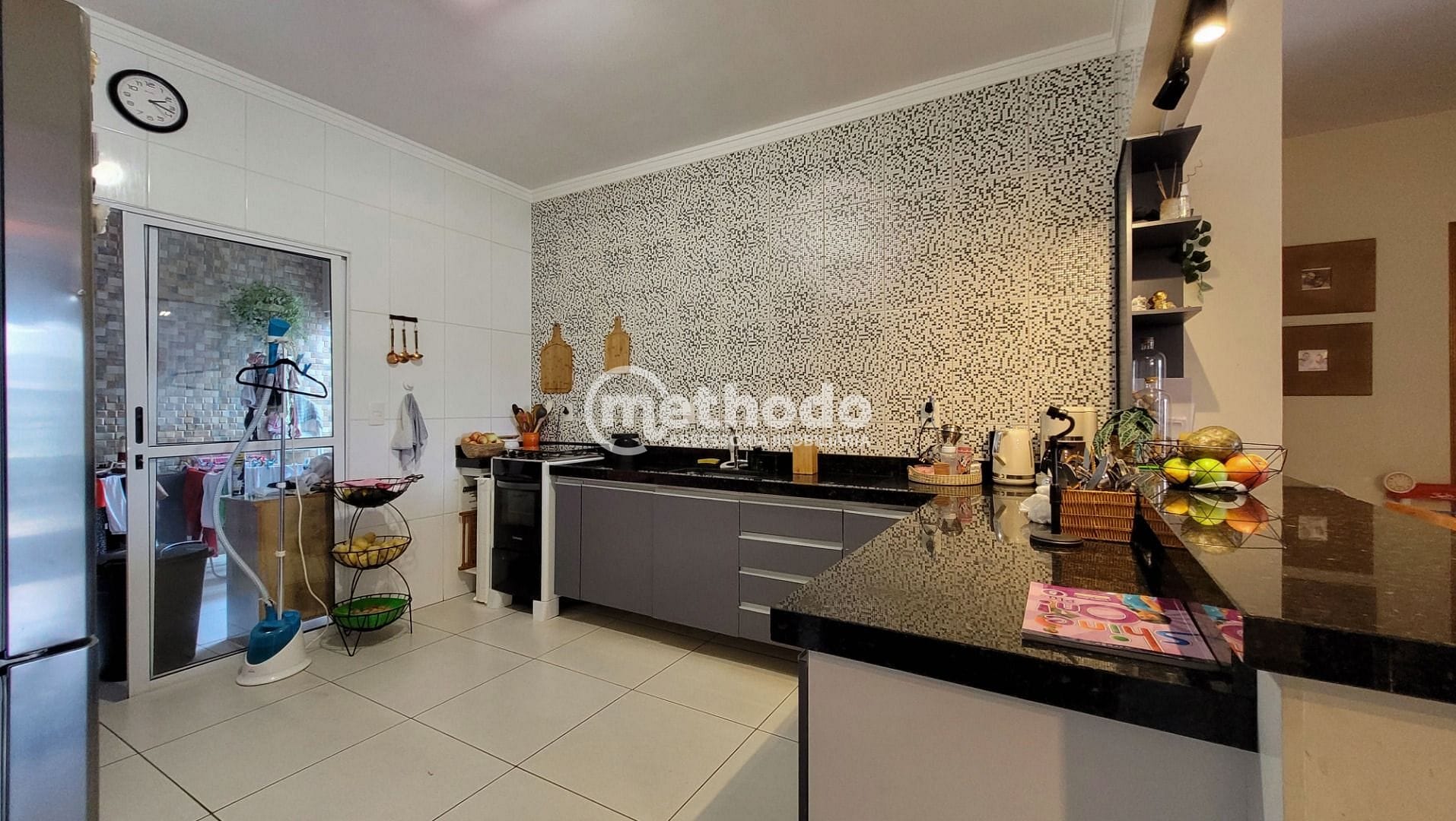 Casa, 3 quartos, 200 m² - Foto 11