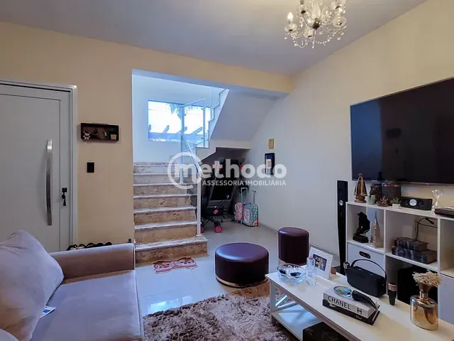 Casa com 371m² 3 quartos e 2 banheiros, à venda, no bairro Vila Capuava em Valinhos