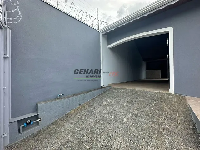 Casa com 250m² 2 quartos e 2 banheiros, à venda, no bairro Vila São José em Indaiatuba