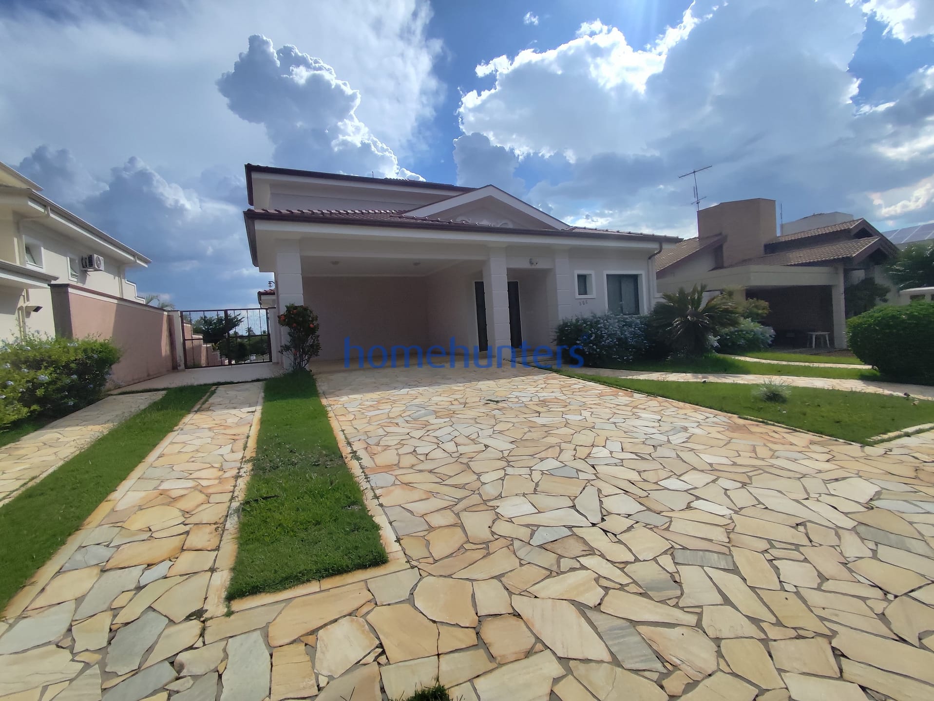 Casa, 3 quartos, 318 m² - Foto 3