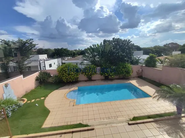 Casa com 682m² 3 quartos e 4 banheiros, para alugar, no bairro Loteamento Alphaville Campinas em Campinas