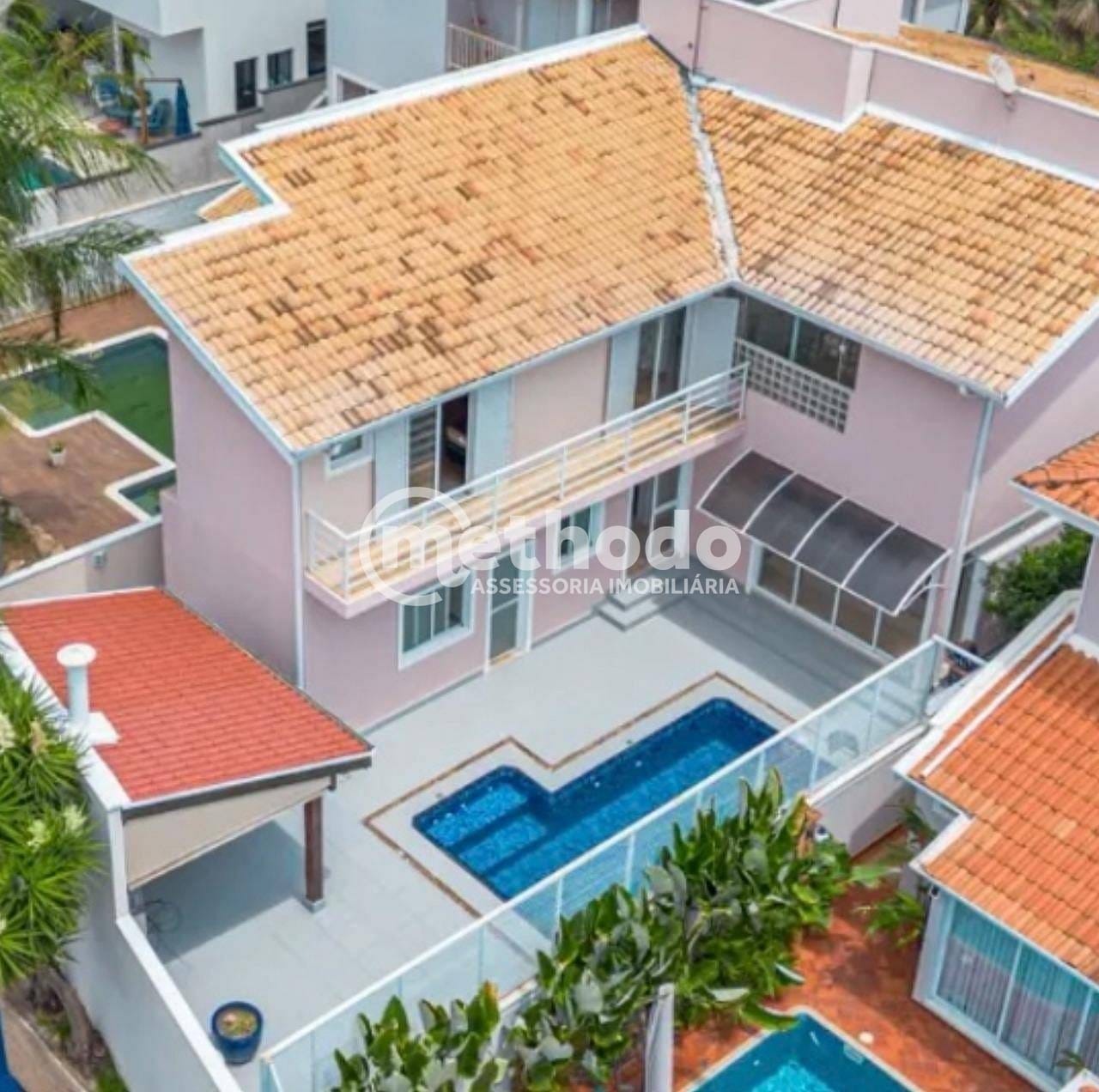 Casa, 4 quartos, 402 m² - Foto 1