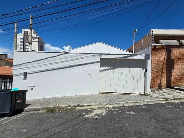 Casa com 300m² 2 quartos e 3 banheiros, para alugar, no bairro Vila Lucy em Sorocaba