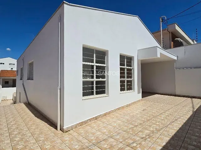 Casa com 300m² 2 quartos e 3 banheiros, para alugar, no bairro Vila Lucy em Sorocaba