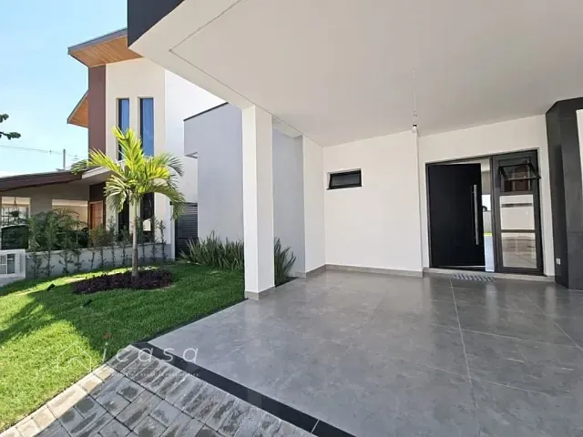 Casa com 250m² 3 quartos e 3 banheiros, à venda, no bairro Vila Nossa Senhora Auxiliadora em Tremembé