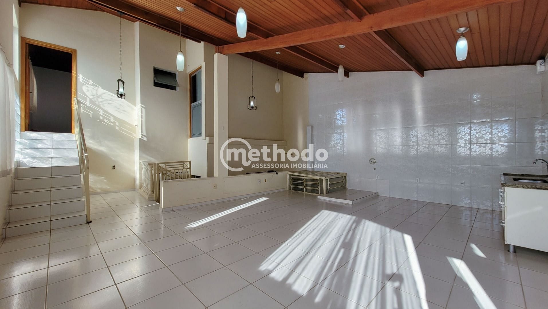 Casa, 6 quartos, 250 m² - Foto 20