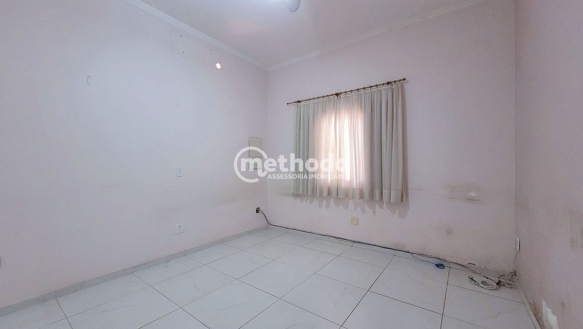 Casa, 6 quartos, 250 m² - Foto 8