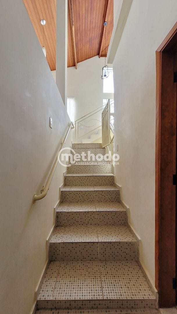 Casa, 6 quartos, 250 m² - Foto 18