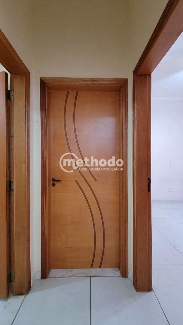 Casa, 6 quartos, 250 m² - Foto 12