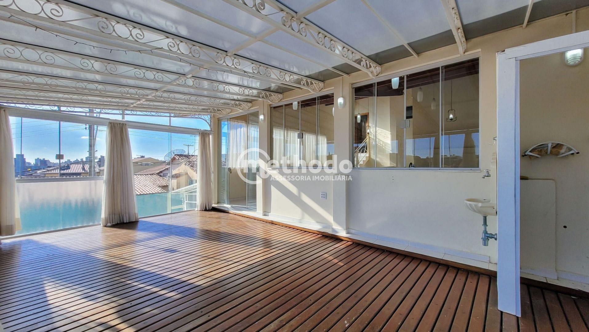 Casa, 6 quartos, 250 m² - Foto 25