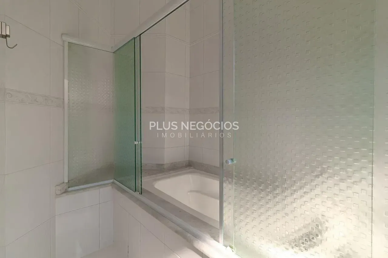 Casa, 4 quartos, 360 m² - Foto 11