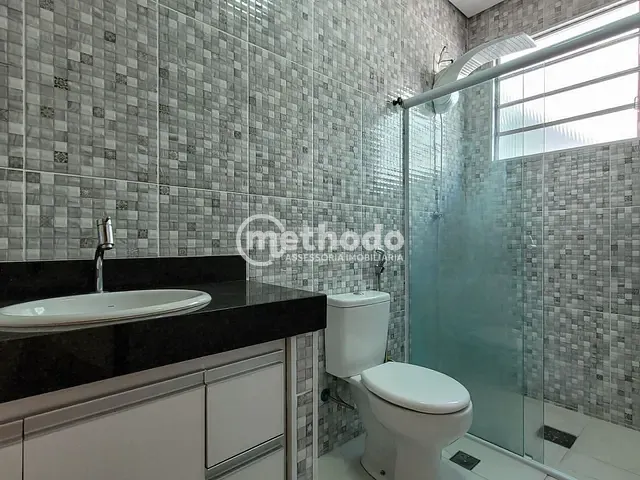 Casa com 250m² 2 quartos e 3 banheiros, à venda, no bairro Jardim Proenca I em Campinas