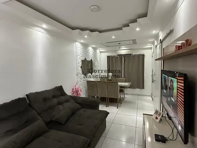 Casa 3 quartos e 1 banheiro, à venda, no bairro Cidade Salvador em Jacareí