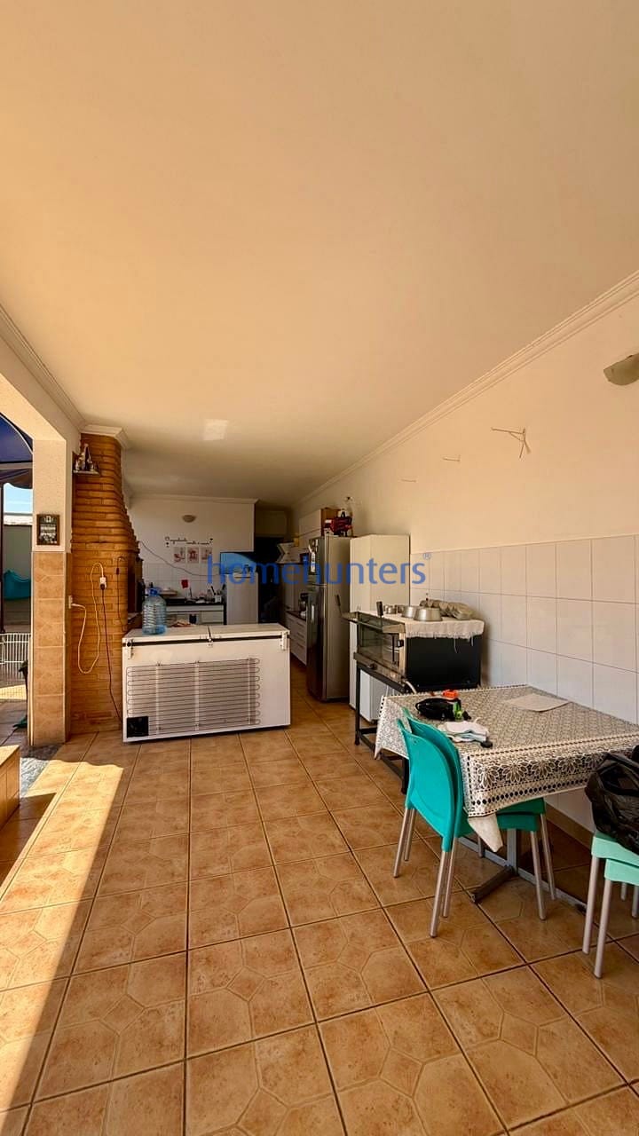 Casa, 3 quartos, 300 m² - Foto 10