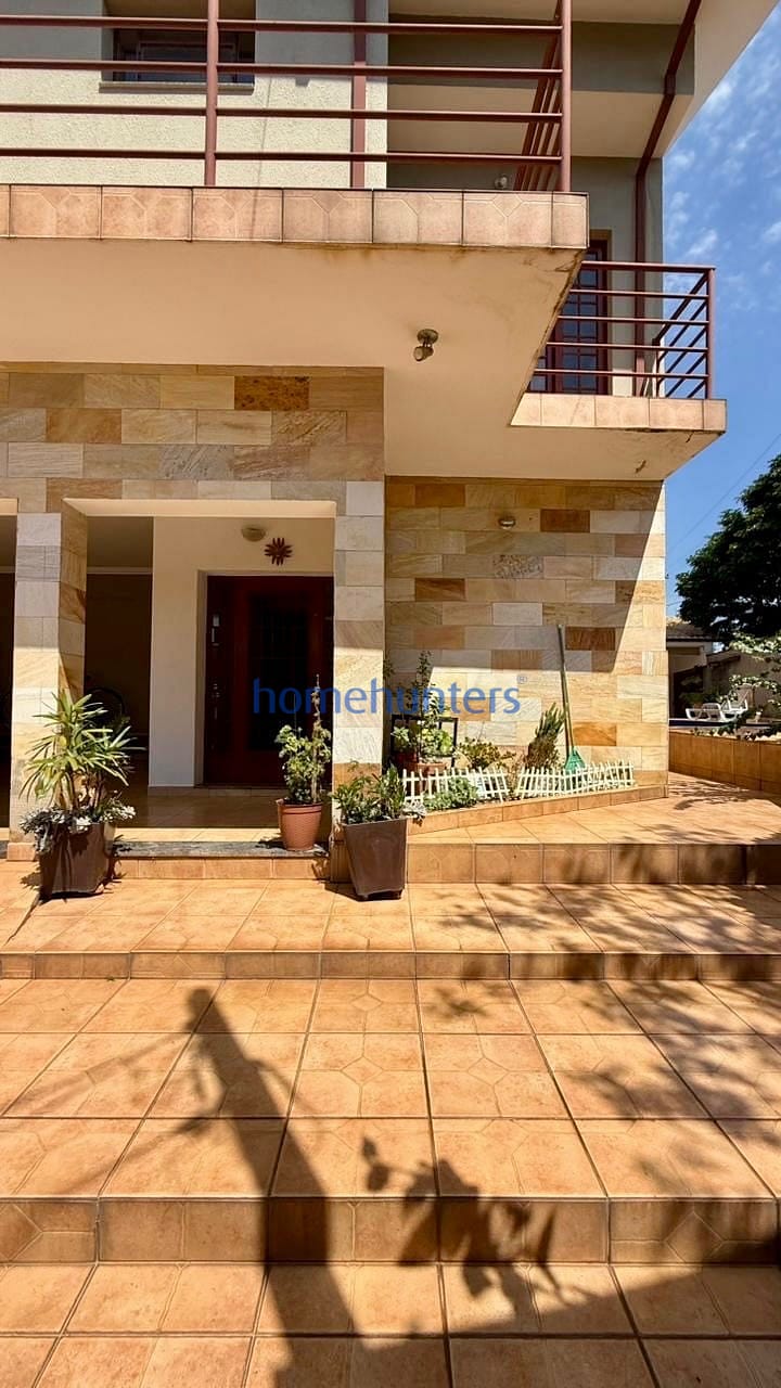 Casa, 3 quartos, 300 m² - Foto 3